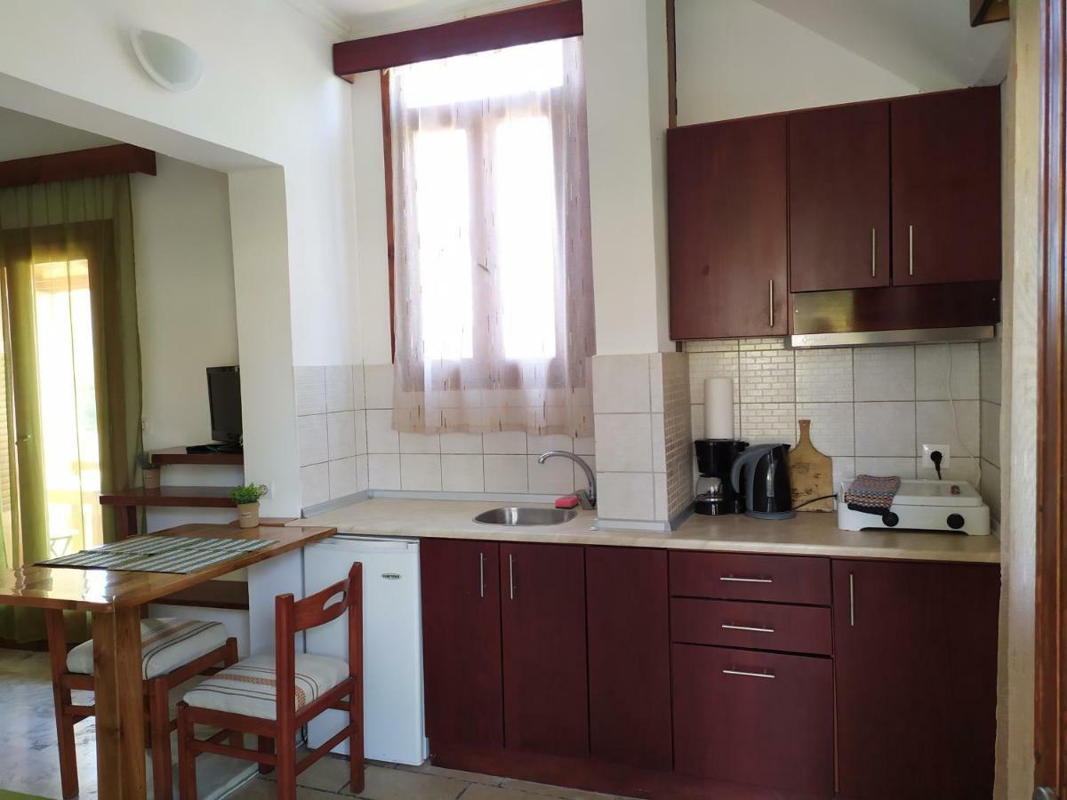 Apartment Victoria Agios Georgios  Exterior foto
